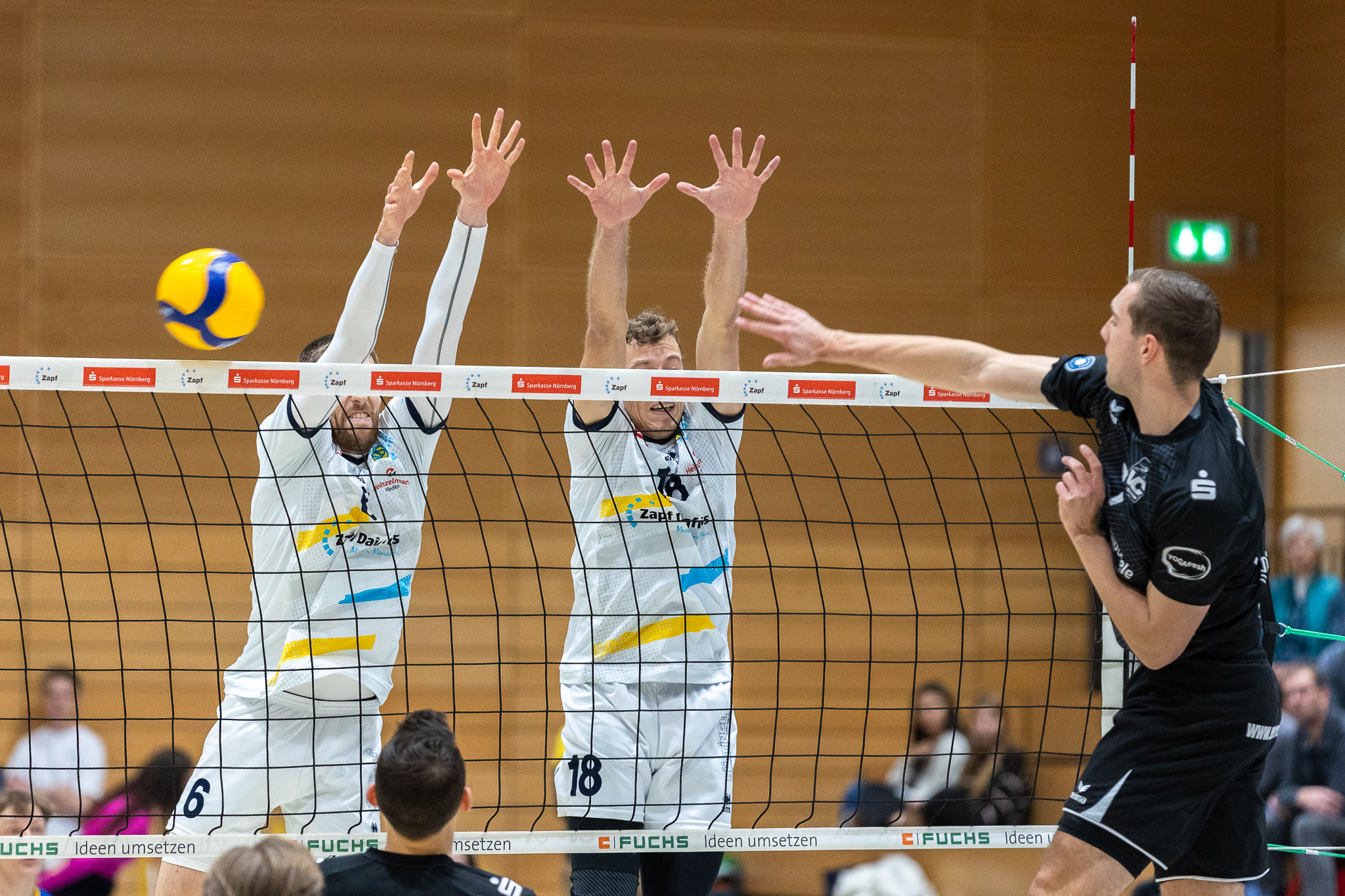 Zwei Heimspiel-Niederlagen